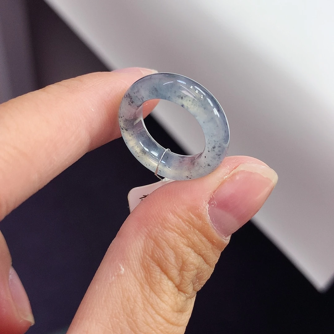 翡翠未镶嵌戒指3号