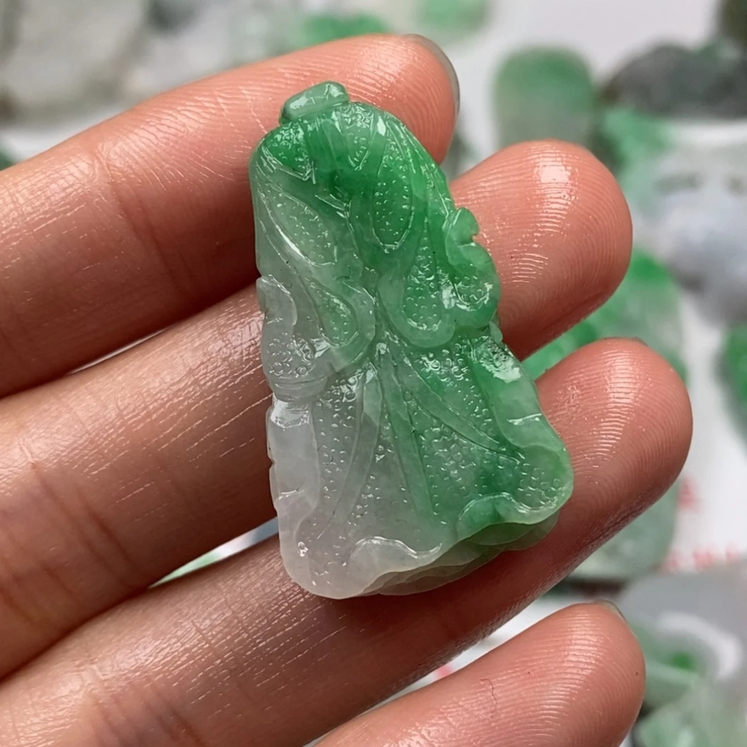 定制翡翠未镶嵌翡翠