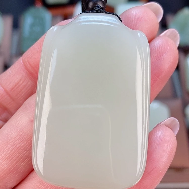 【闪购商品】和田玉颈饰未镶嵌团*姐