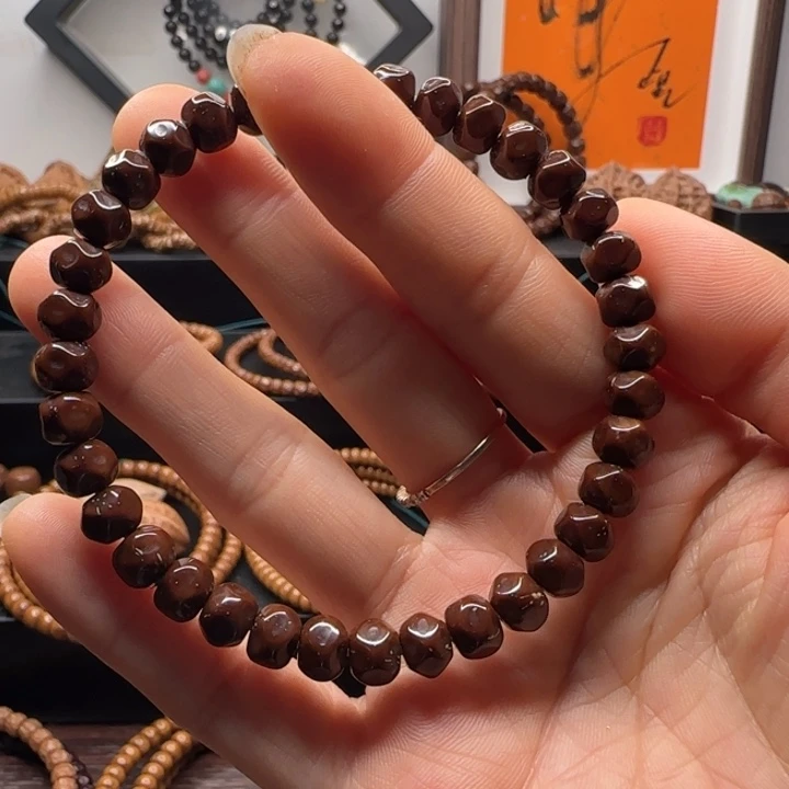 紫金鼠手串7*5.6纯肉无相手串，棕点多福利