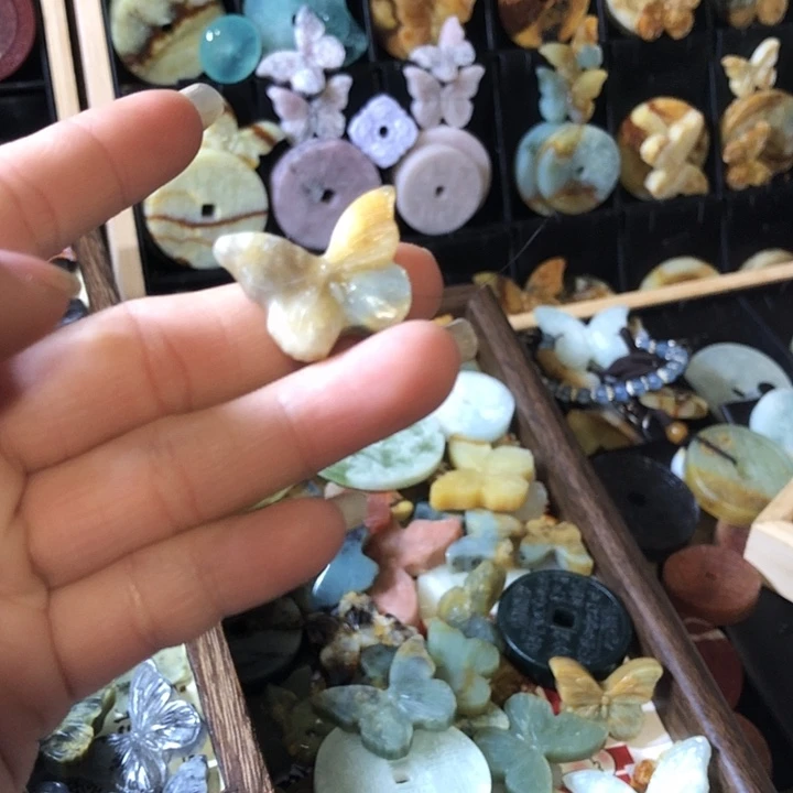 岫玉未镶嵌岫玉手链