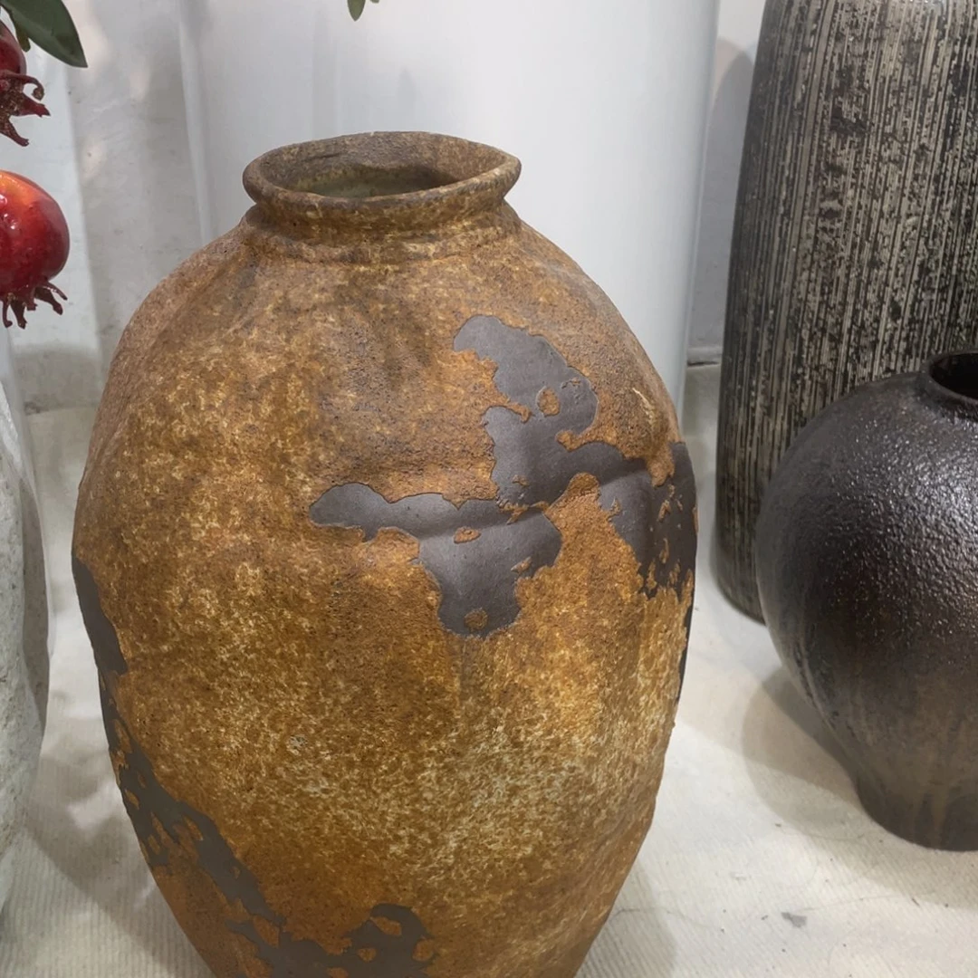 紫砂花瓶景德镇陶瓷艺术博物