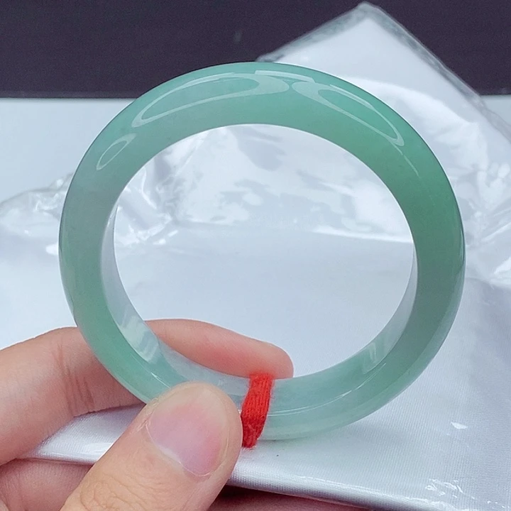 翡翠未镶嵌手镯54圈口