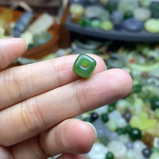 和田玉配件未镶嵌