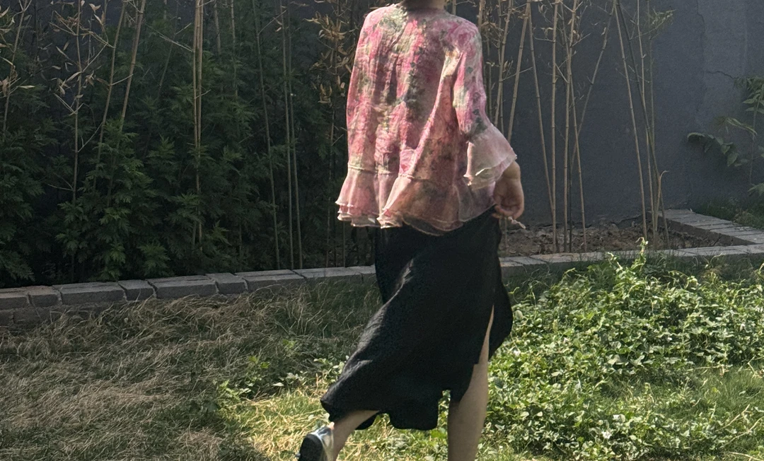 棉麻上衣国潮牡丹花V领设计欧根纱拼接号#母亲节礼物