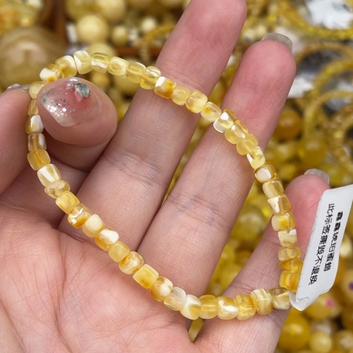 琥珀裸石未镶嵌微瑕854