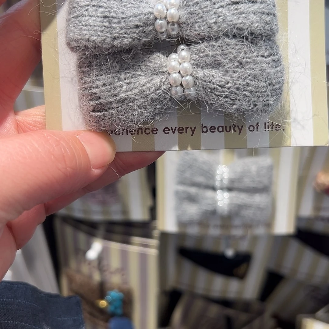 布艺非金属编号24鸭夹对夹