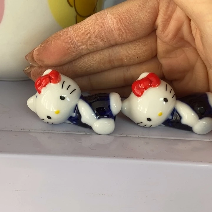 摆件动****妮陶瓷哈哈哈哈哈