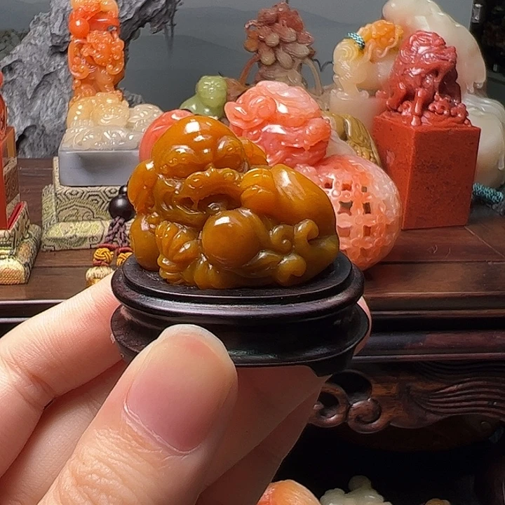 .***哥寿山石寿山石雕刻艺术