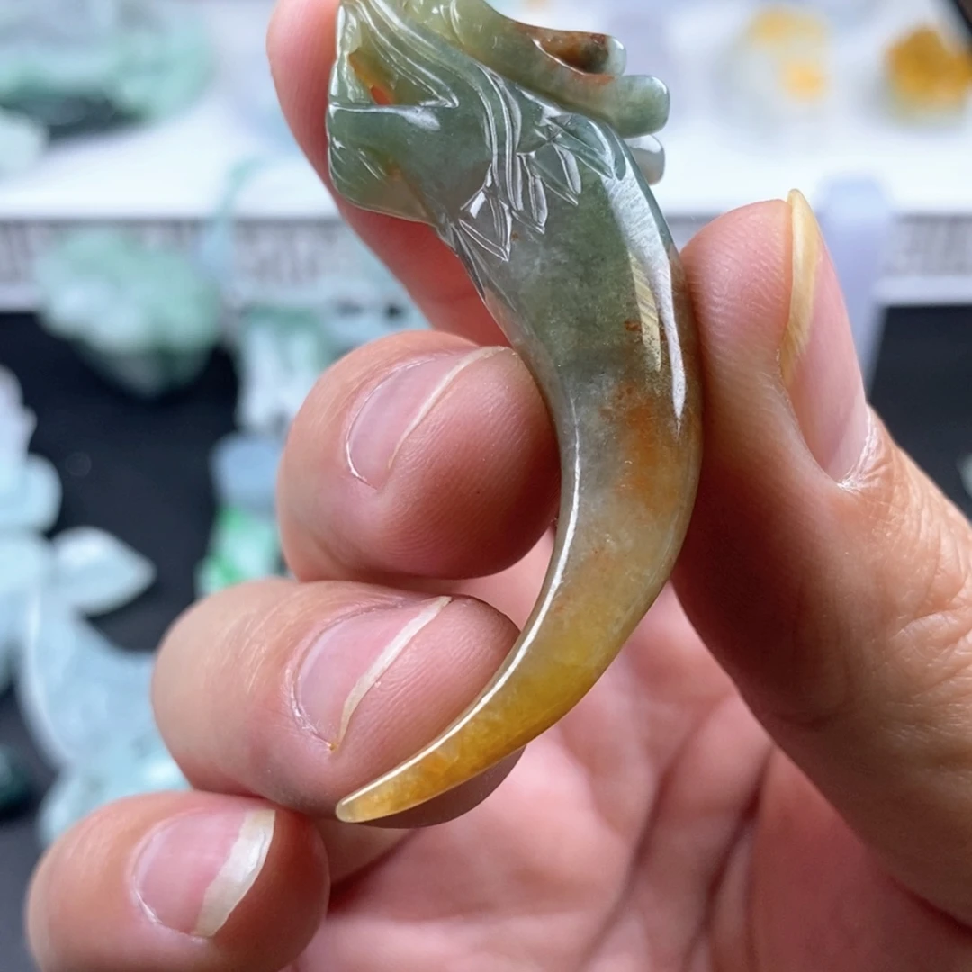 翡翠未镶嵌颈饰天然翡翠