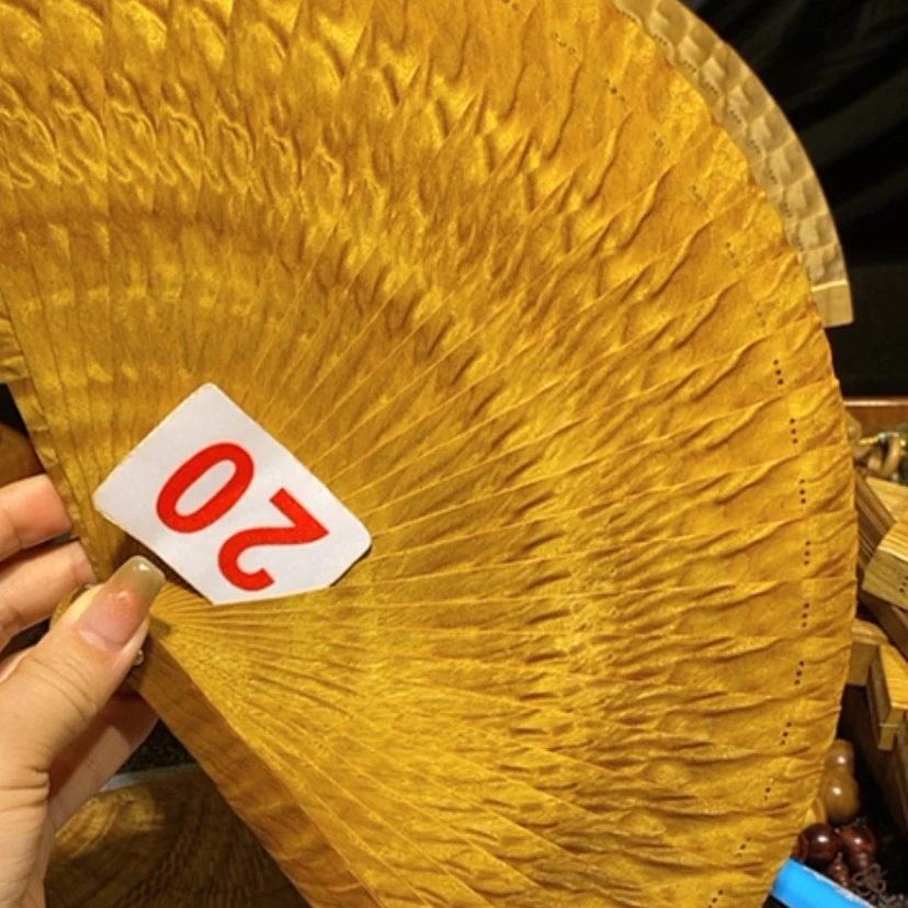 【闪购商品】金丝楠三****羊金丝楠木扇子
