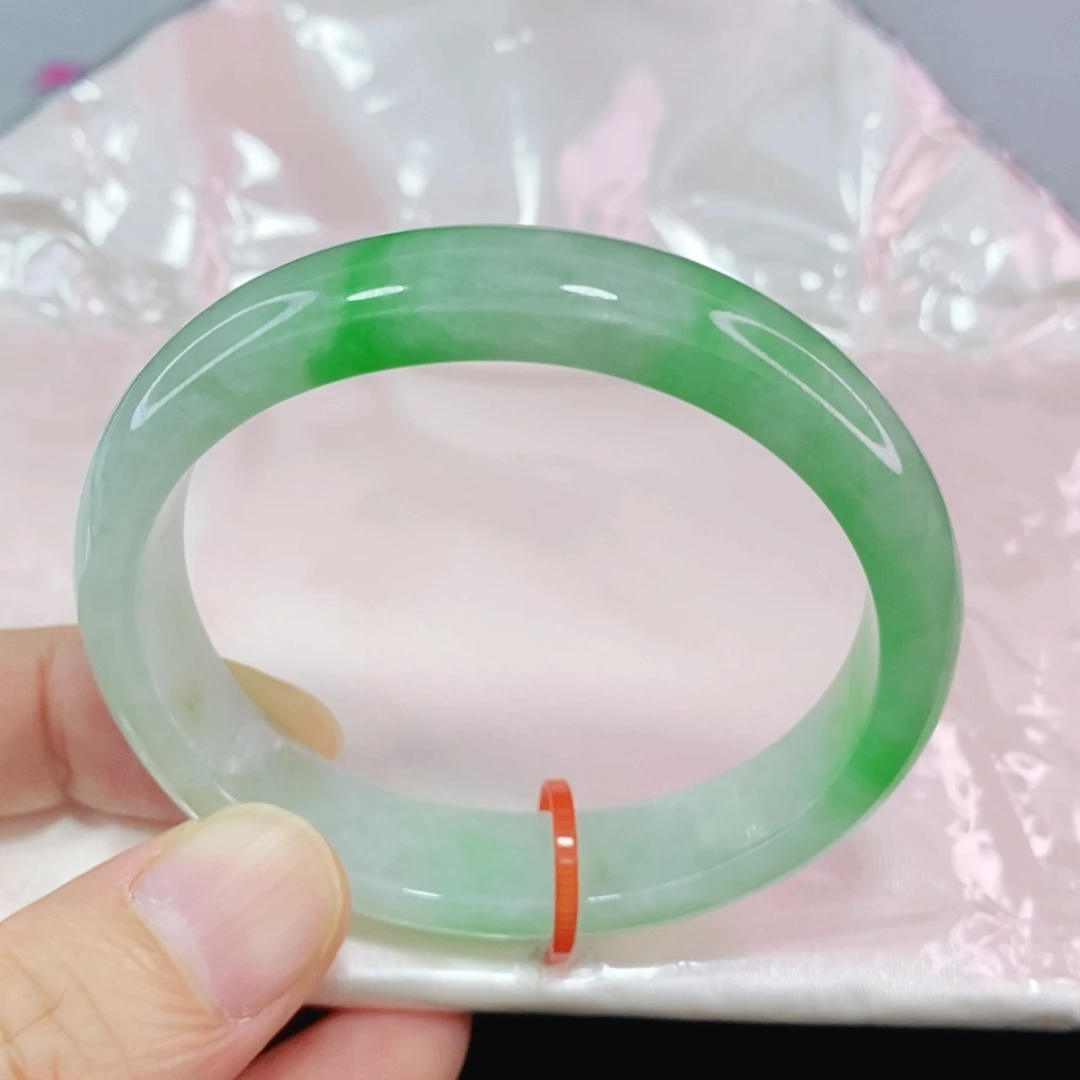 未镶嵌手镯翡翠村*?52.3圈口贵妃