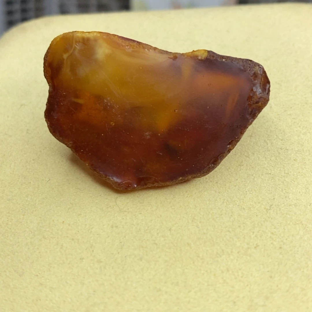 未镶嵌定制琥珀梨