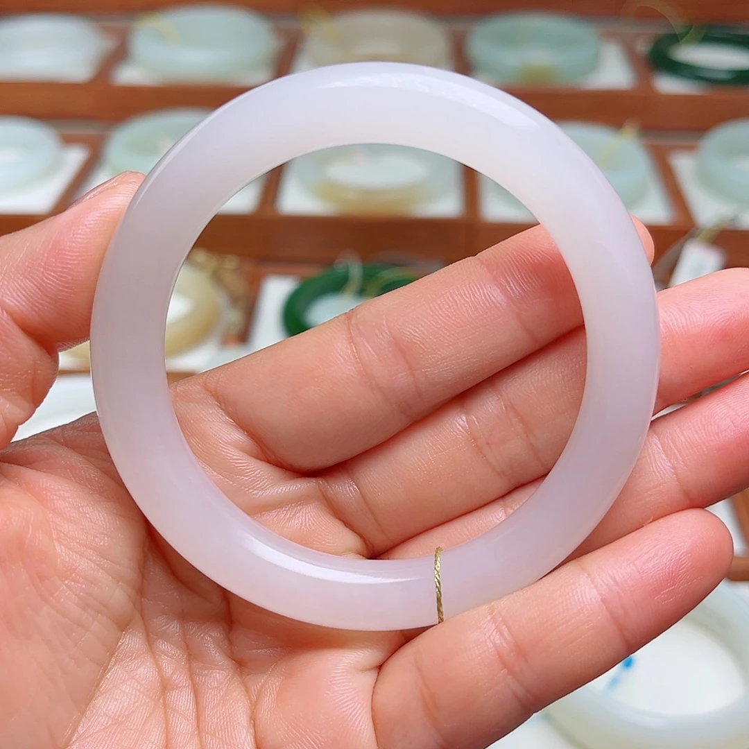 和田玉未镶嵌手镯56.6