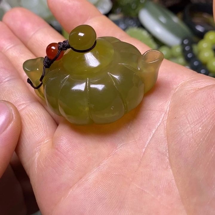 岫玉未镶嵌岫玉挂件