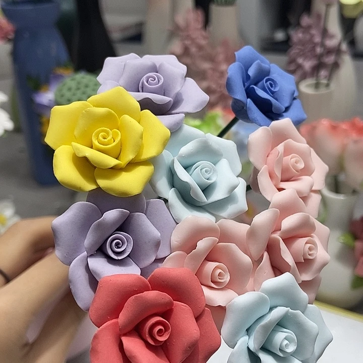 陶瓷纯手工捏花设计