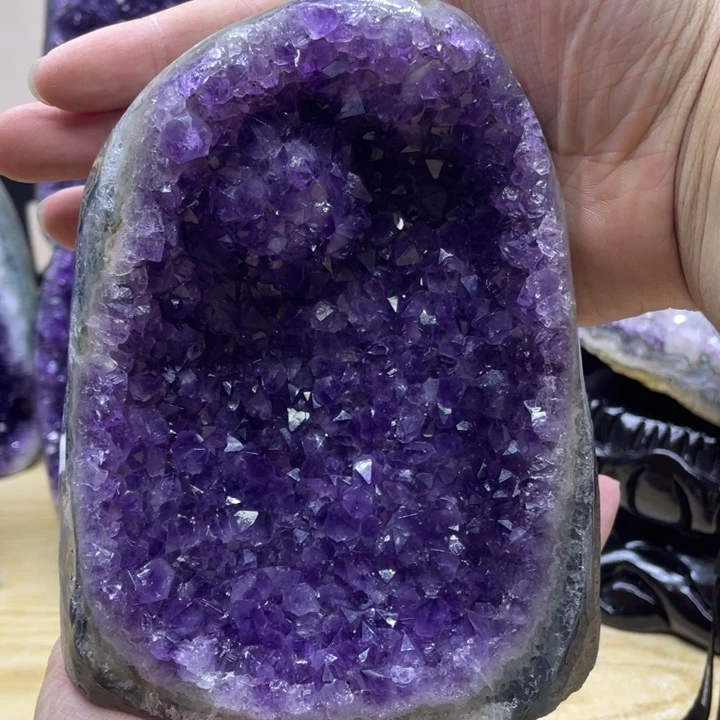 未镶嵌大型摆件(非配饰)紫晶