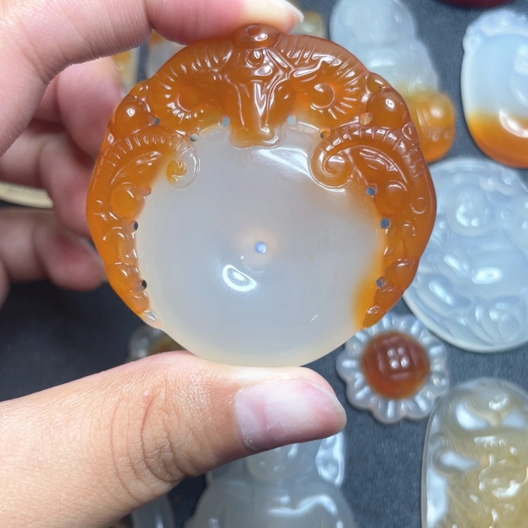 未镶嵌颈饰玛瑙/玉髓