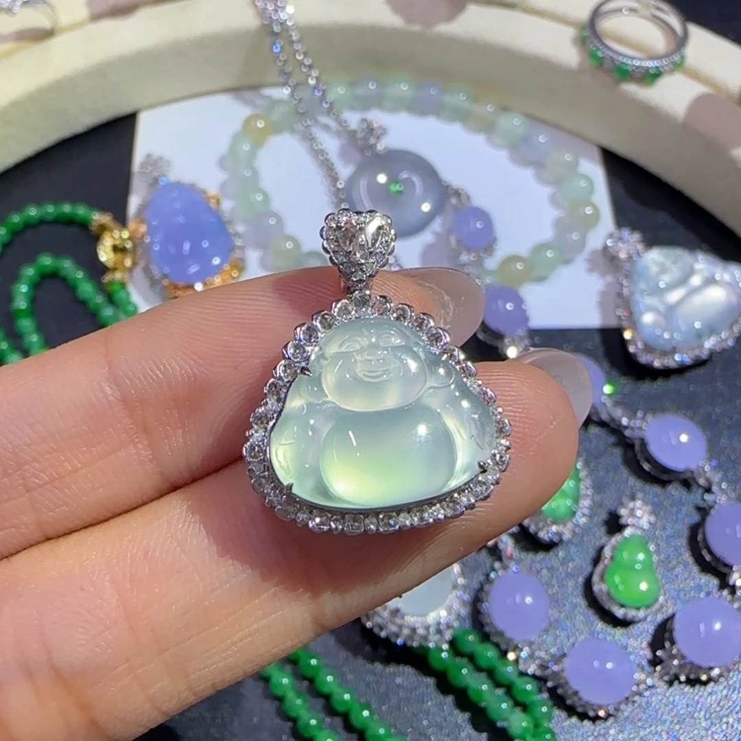 翡翠18K金镶嵌颈饰精品