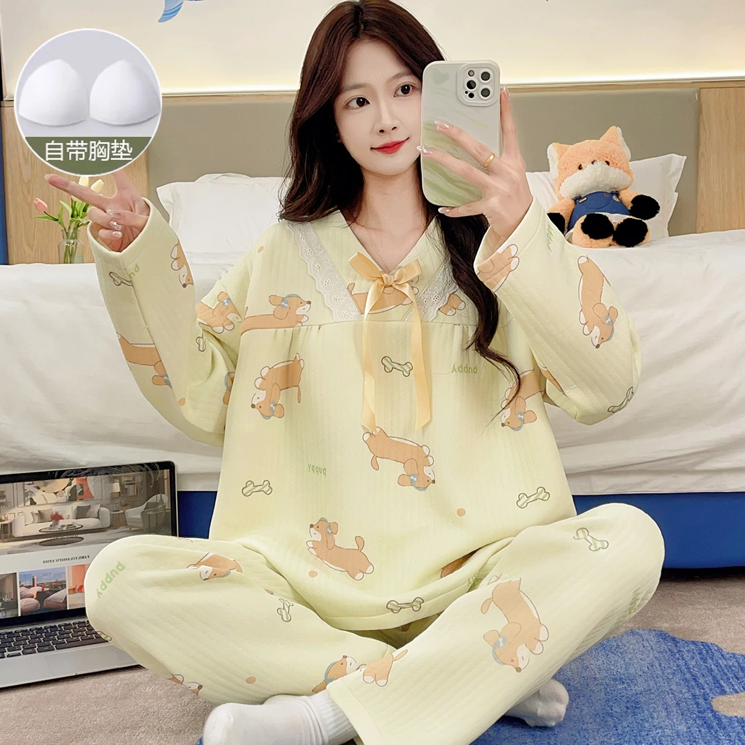 带胸垫空气棉睡衣女秋冬季加厚长袖夹层棉保暖休闲卡通家居服套装