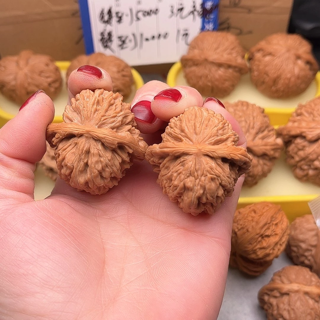 文玩核桃把件四座楼修40