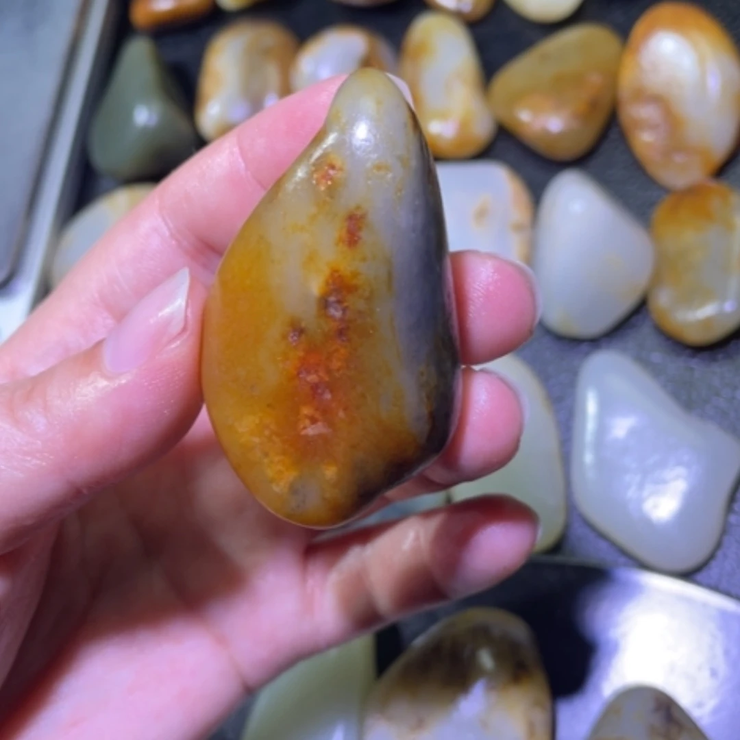 【闪购商品】颈饰未镶嵌和田玉