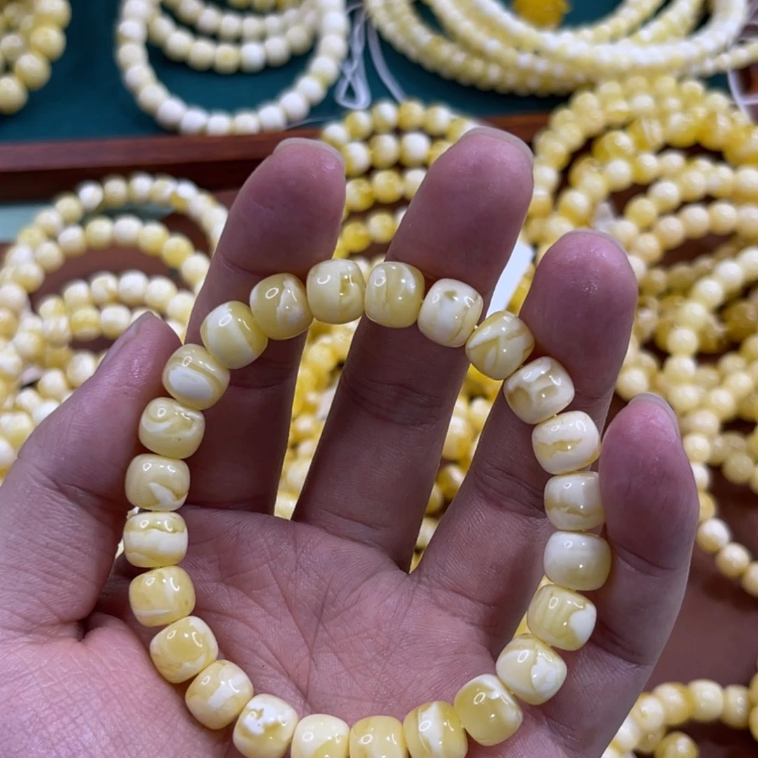 用***9蜜蜡未镶嵌珠宝奇石9.5mm