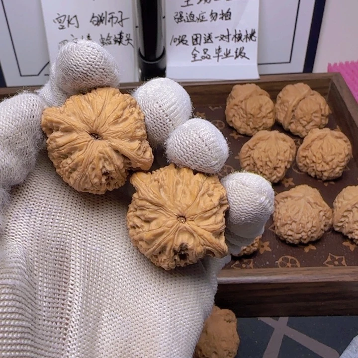 核桃手串/手链迈****哥绣球全品无修