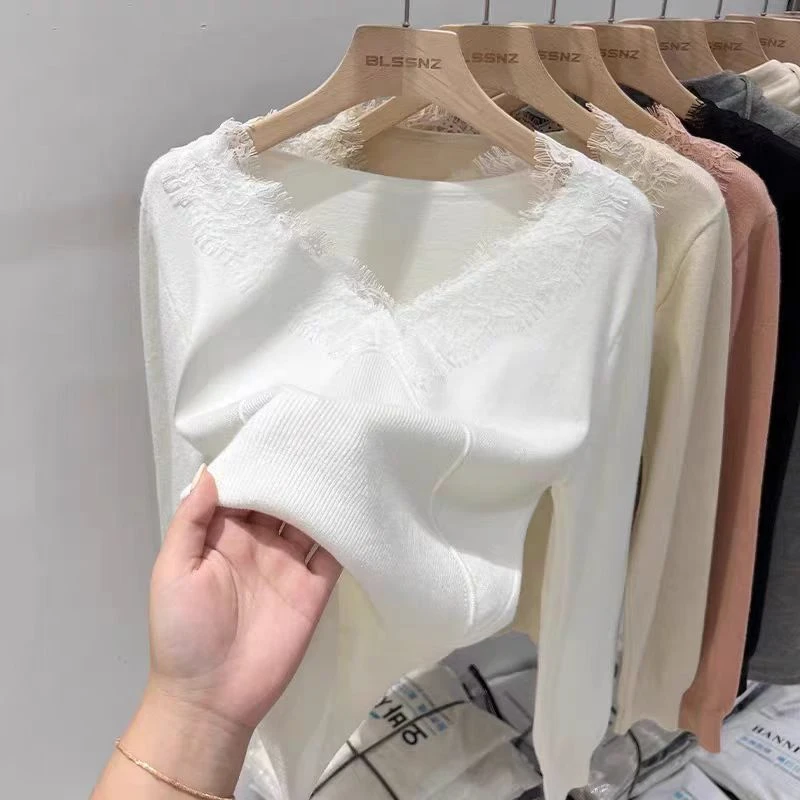 D46蕾丝拼接针织打底衫女春季小香风穿搭配外套修身内搭毛衣上衣