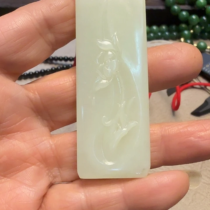 和田玉（青白玉）未镶嵌颈饰