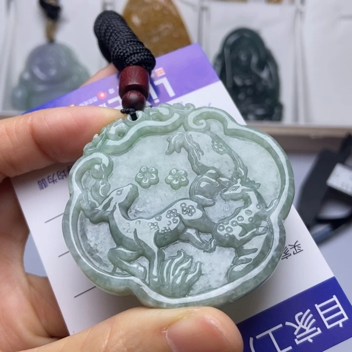翡翠未镶嵌挂件翡翠