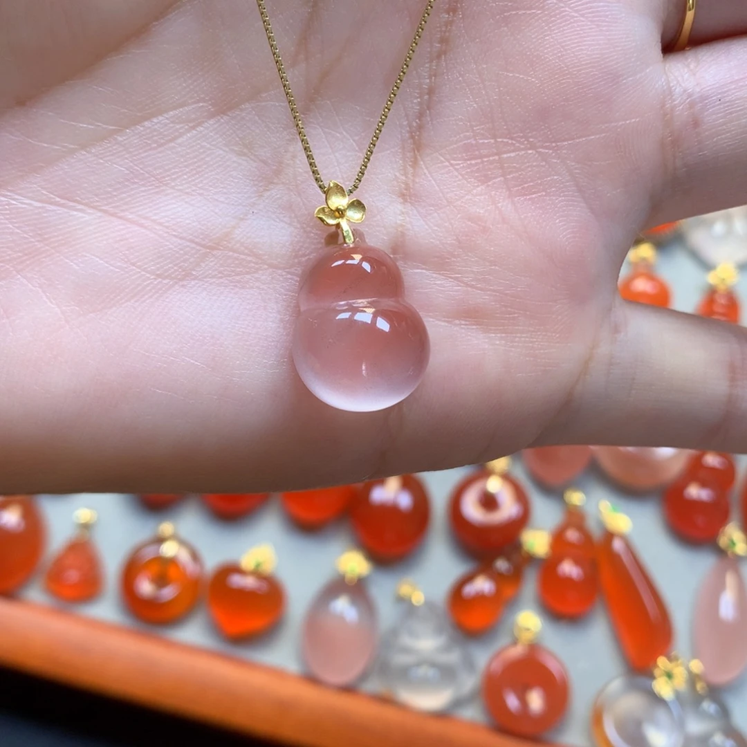 南红玛瑙未镶嵌颈饰