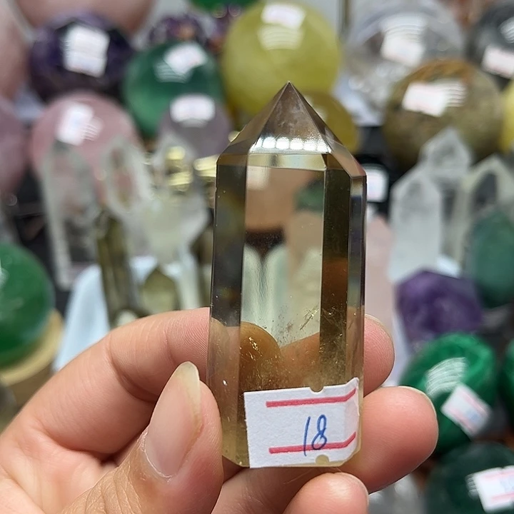 水晶珠宝半成品未镶嵌48克黄水晶柱