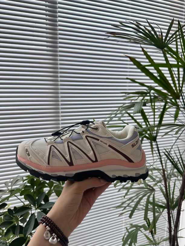 跑步鞋透气女跑道防滑橡胶户外系带女士防滑女鞋男鞋