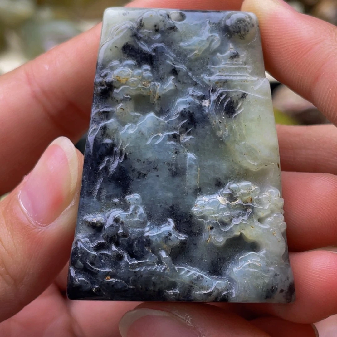 蛇纹石玉未镶嵌颈饰