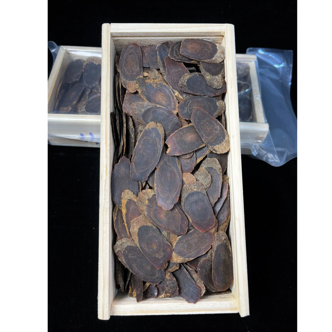 高丽参 天10黑参大片 300克 木盒