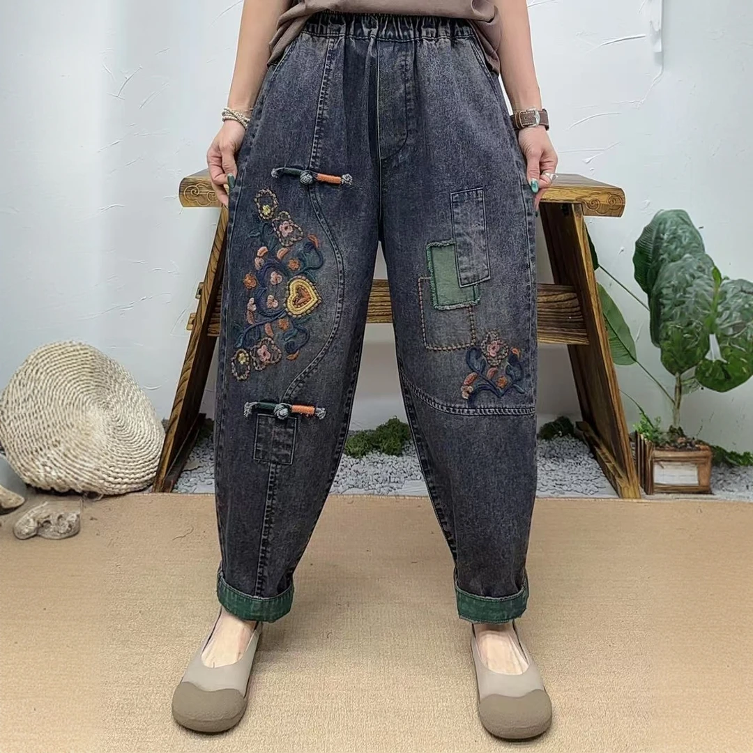 2025新款复古刺绣牛仔裤女夏季松紧老爹大码宽松哈伦休闲九分裤子