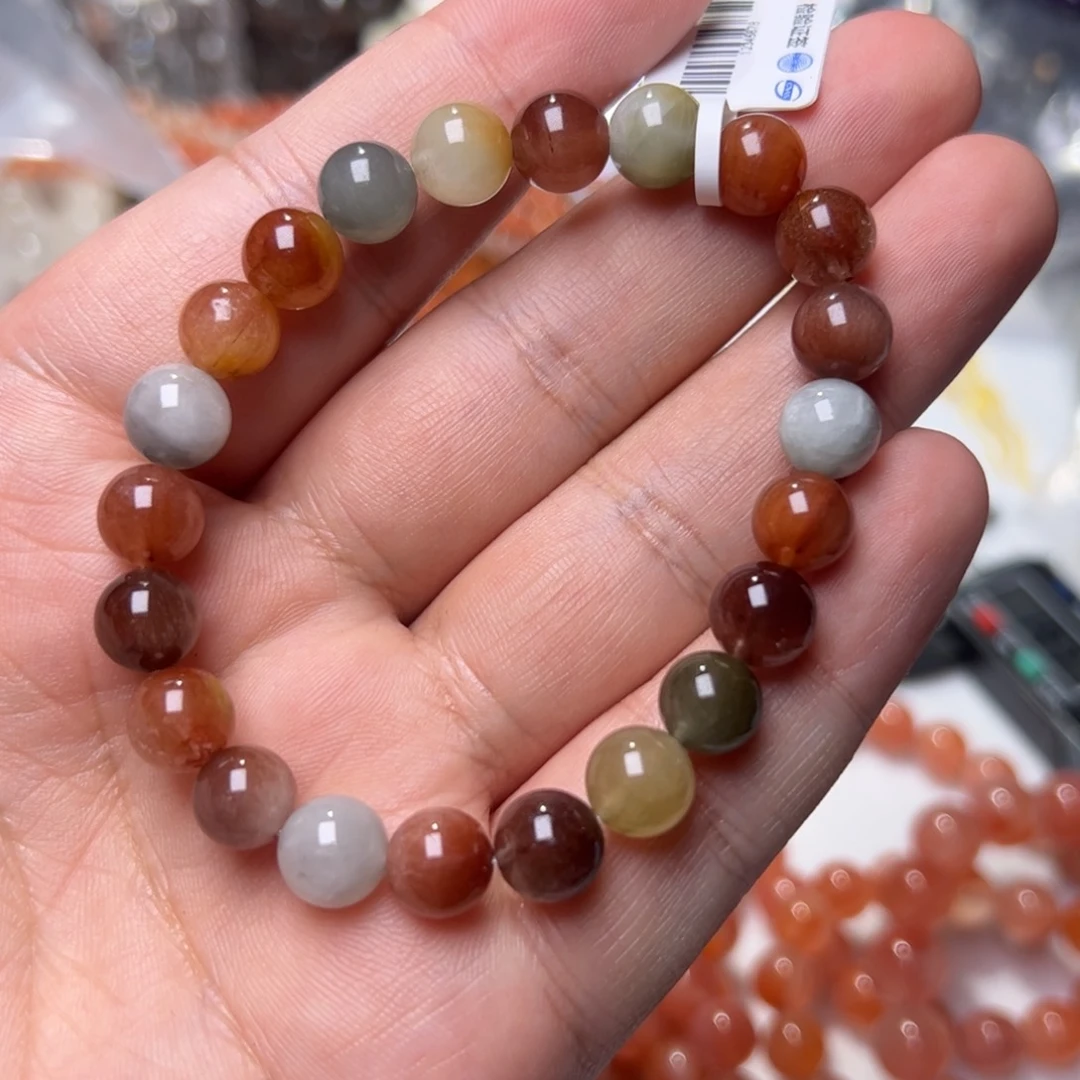 水晶手链未镶嵌露****?