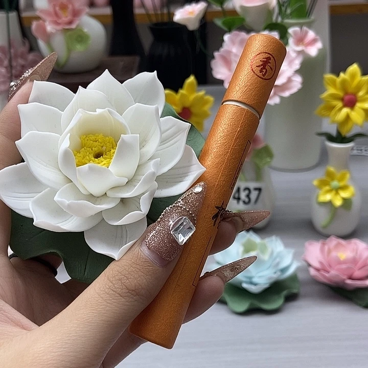陶瓷纯手工捏花设计