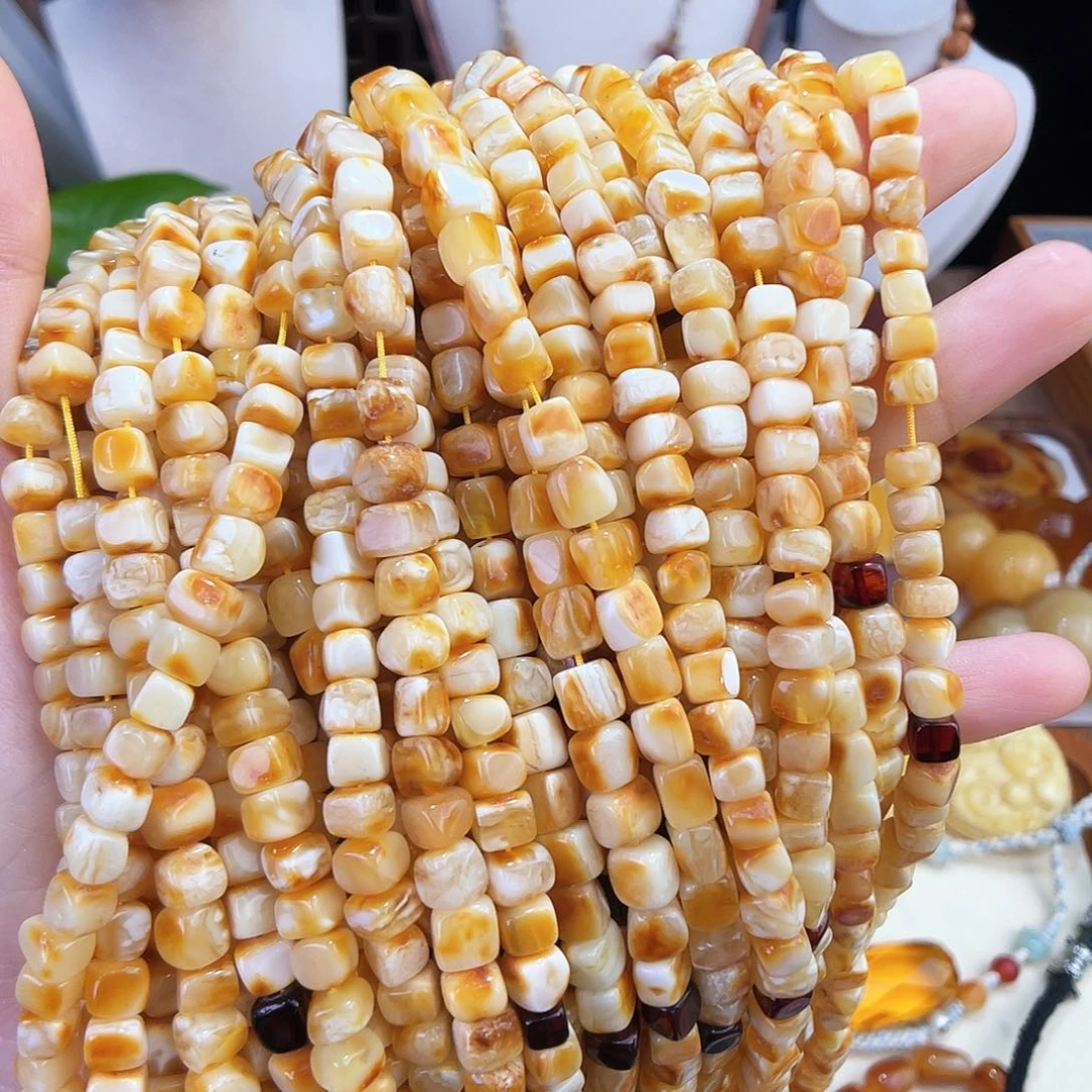 未镶嵌琥珀珠宝奇石多样性发一条