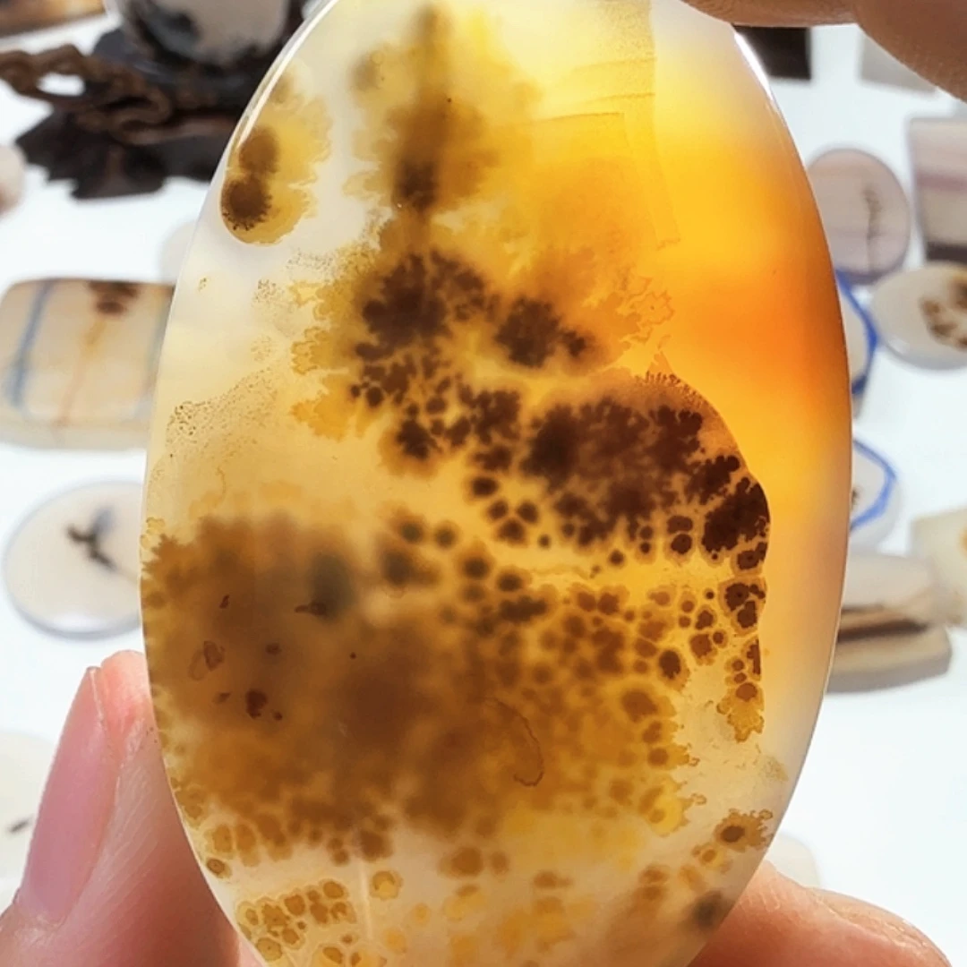 玛瑙/玉髓未镶嵌珠宝半成品
