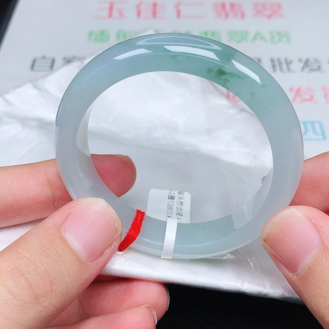未镶嵌手镯翡翠天然翡翠手镯
