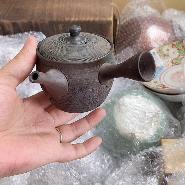 瓷片老板，满30包邮，可以再凑下单，已修改延期发货请同意一下