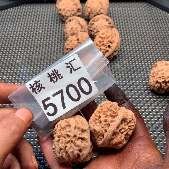 文玩核桃吊坠西北