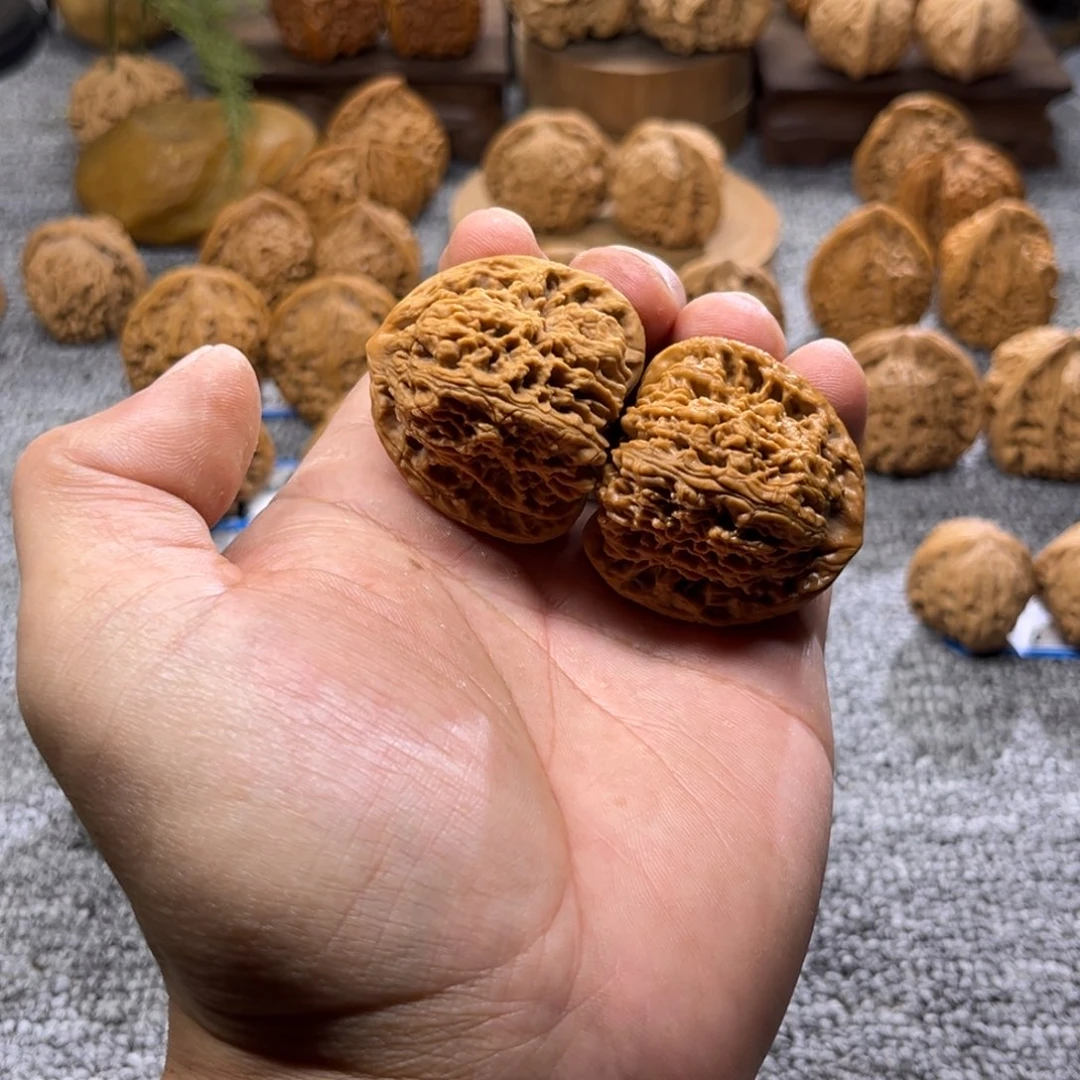 文玩核桃把件三角南疆修了