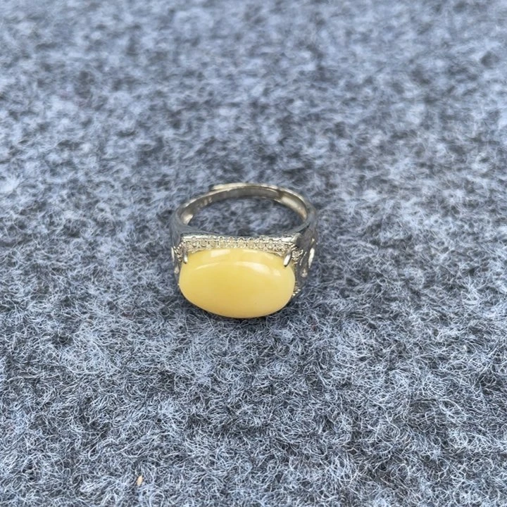 未镶嵌蜜蜡裸石蜜蜡戒指