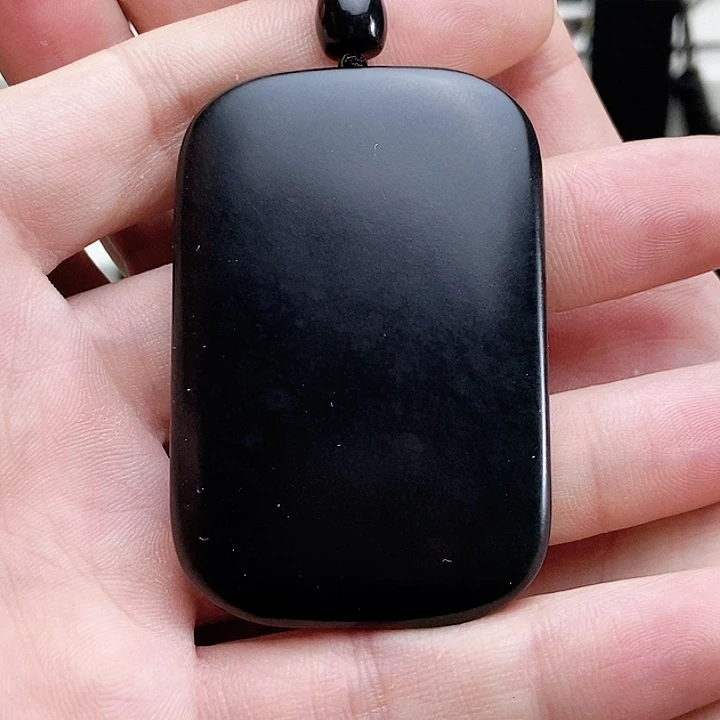 颈饰未镶嵌和田玉（墨玉）四六面包牌微包容