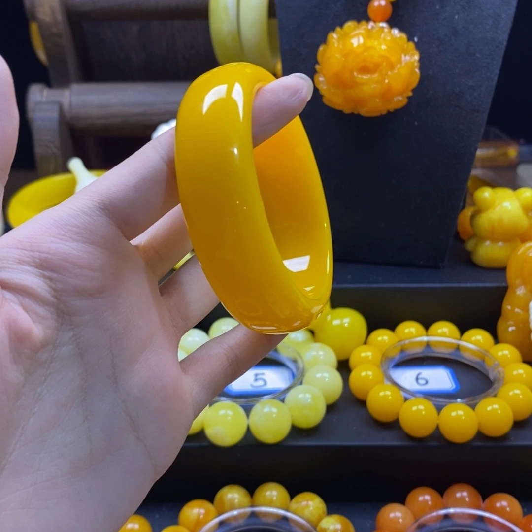 小***妹非金属全品无暇轮胎手镯