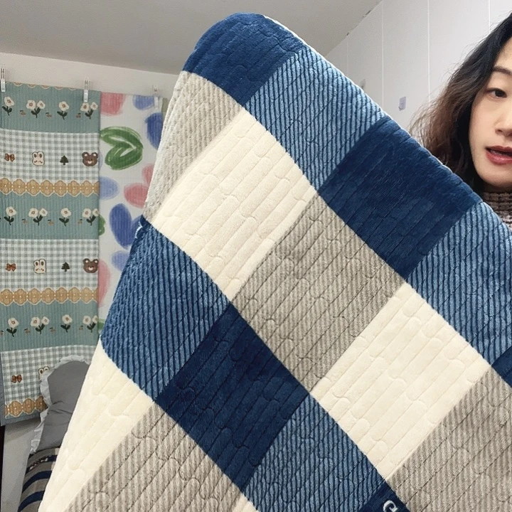 牛奶绒看房格1.5米