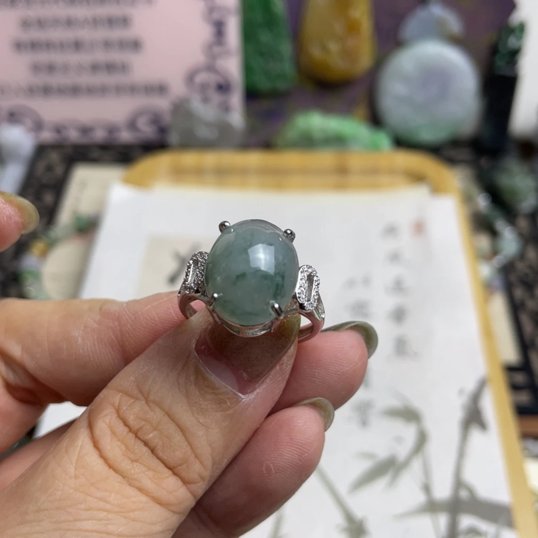 小***妮未镶嵌戒指翡翠银镶戒指